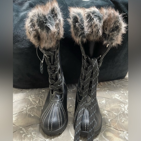 London Fog NWT Black Winter Boots with Fur Trim Size 8 - Picture 11 of 12